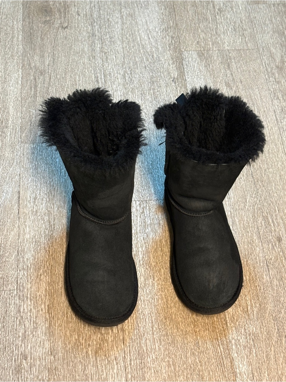 UGG BLACK BAILEY BOW II BOOTS BIG GIRLS SIZE 6